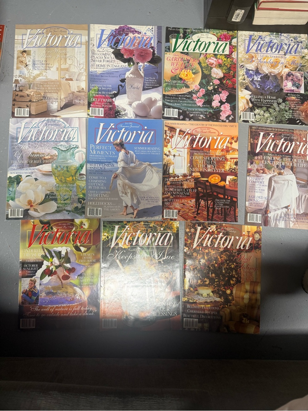 11 vintage issues of Victoria magazine Cottagecore / Shabby Chic Inspiration